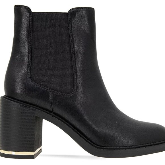 BCBGeneration Boxxa Bootie NWOB - Picture 8 of 8